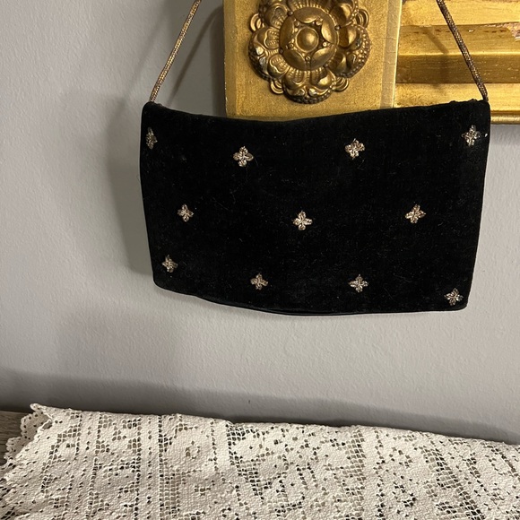 Vintage Beaded Peacock Clutch - Picture 4 of 6